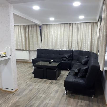 The Ideal Penthouse Tiflis Exterior foto